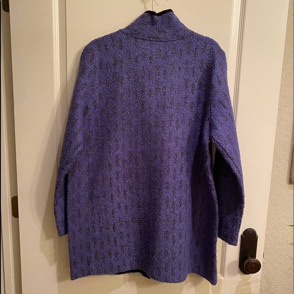 Coat - Picture 2 of 6